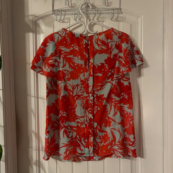 Banana Republic flutter-sleeve blouse - Picture 2 of 2